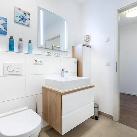 Ostseeallee Ostseeallee 2-09 4*